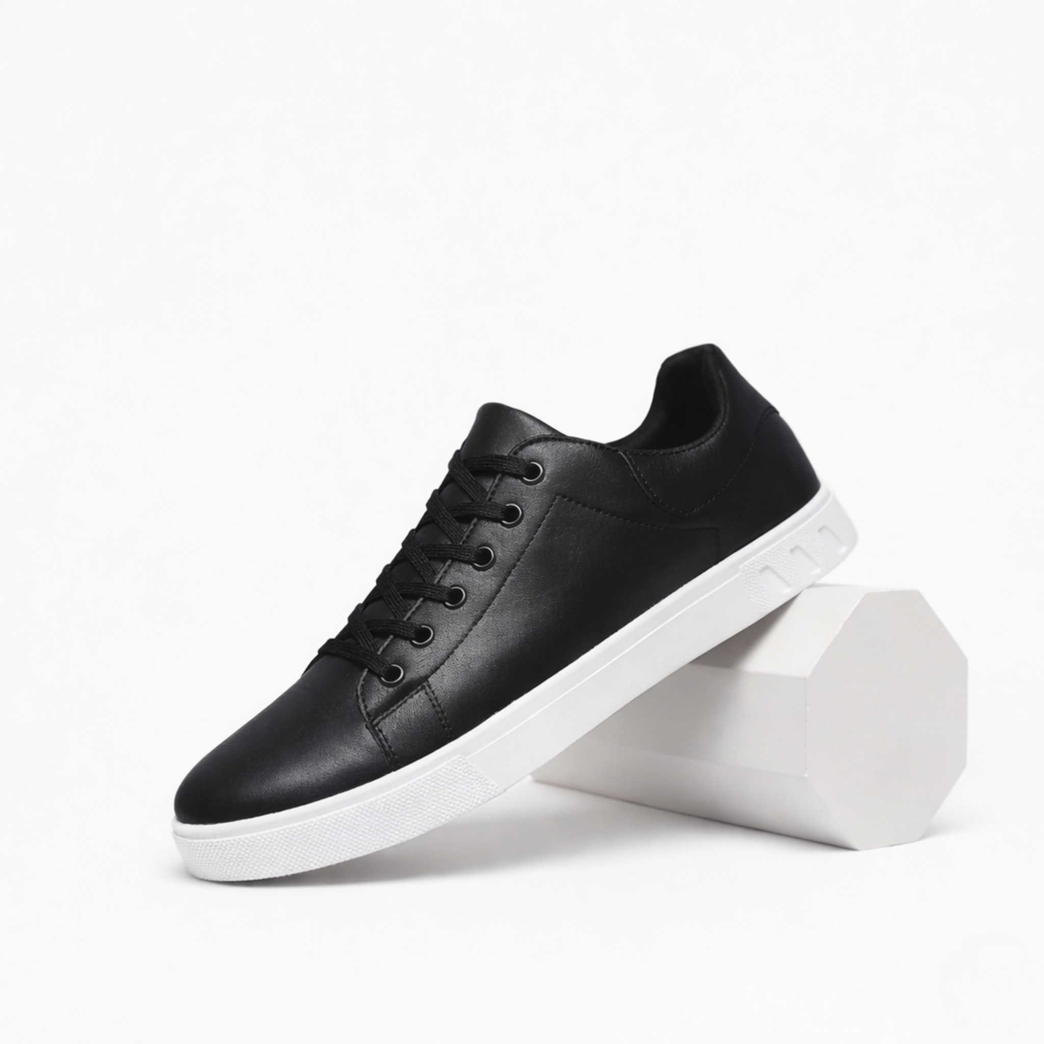 Men's Lace-Up Trainers with Comfort Fit