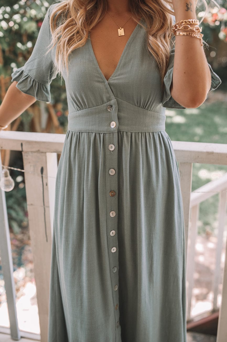 Women's Linen Button-Up Midi Dress with Plunge Neckline