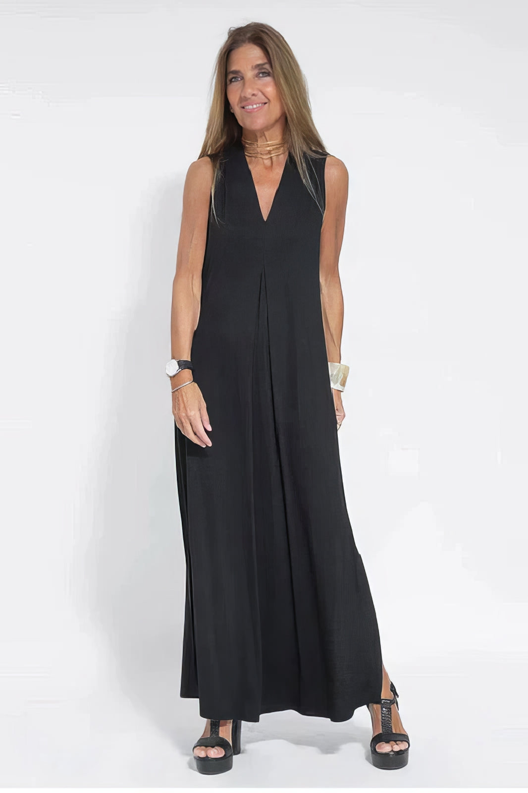 Women's Flowing V-Neck Maxi Dress