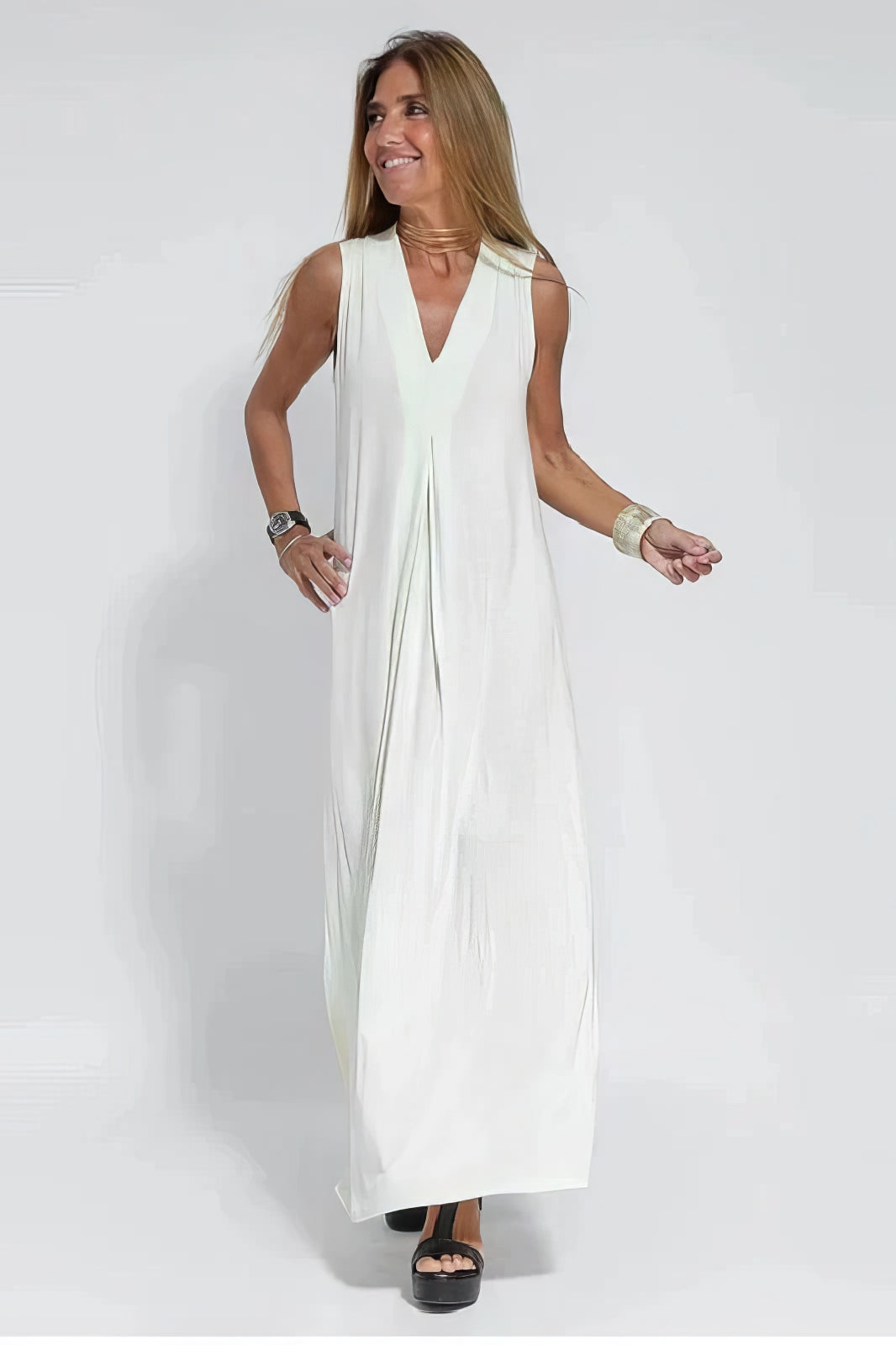 Women's Flowing V-Neck Maxi Dress